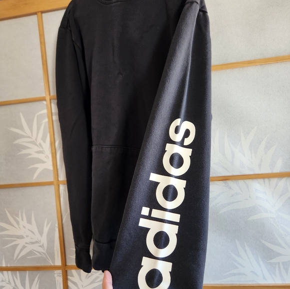 Adidas sweatshirt - Picture 2 of 3